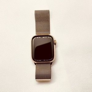 Apple Watch Series 9 45mm Gold Stainless Steel